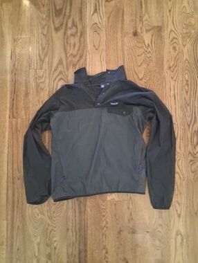 Patagonia Black And Gray Snap Pullover